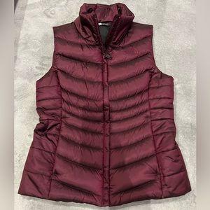 Women’s North Face 550 Vest